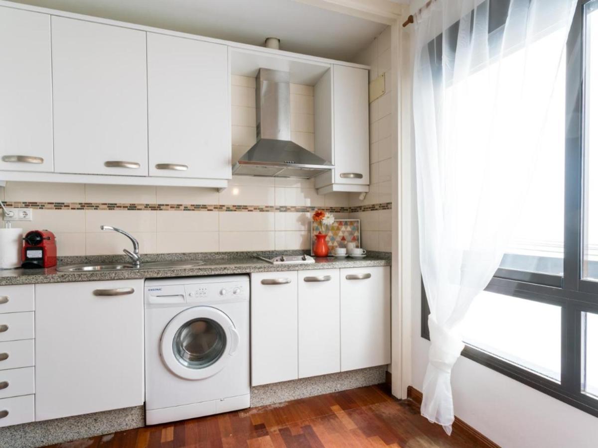 세비야 Holi-Rent Santa Marina 아파트 외부 사진